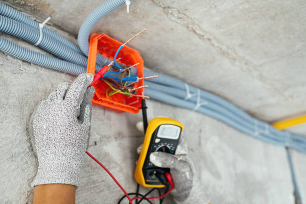 Best Electrical Contractors for Businesses  in Momence, IL